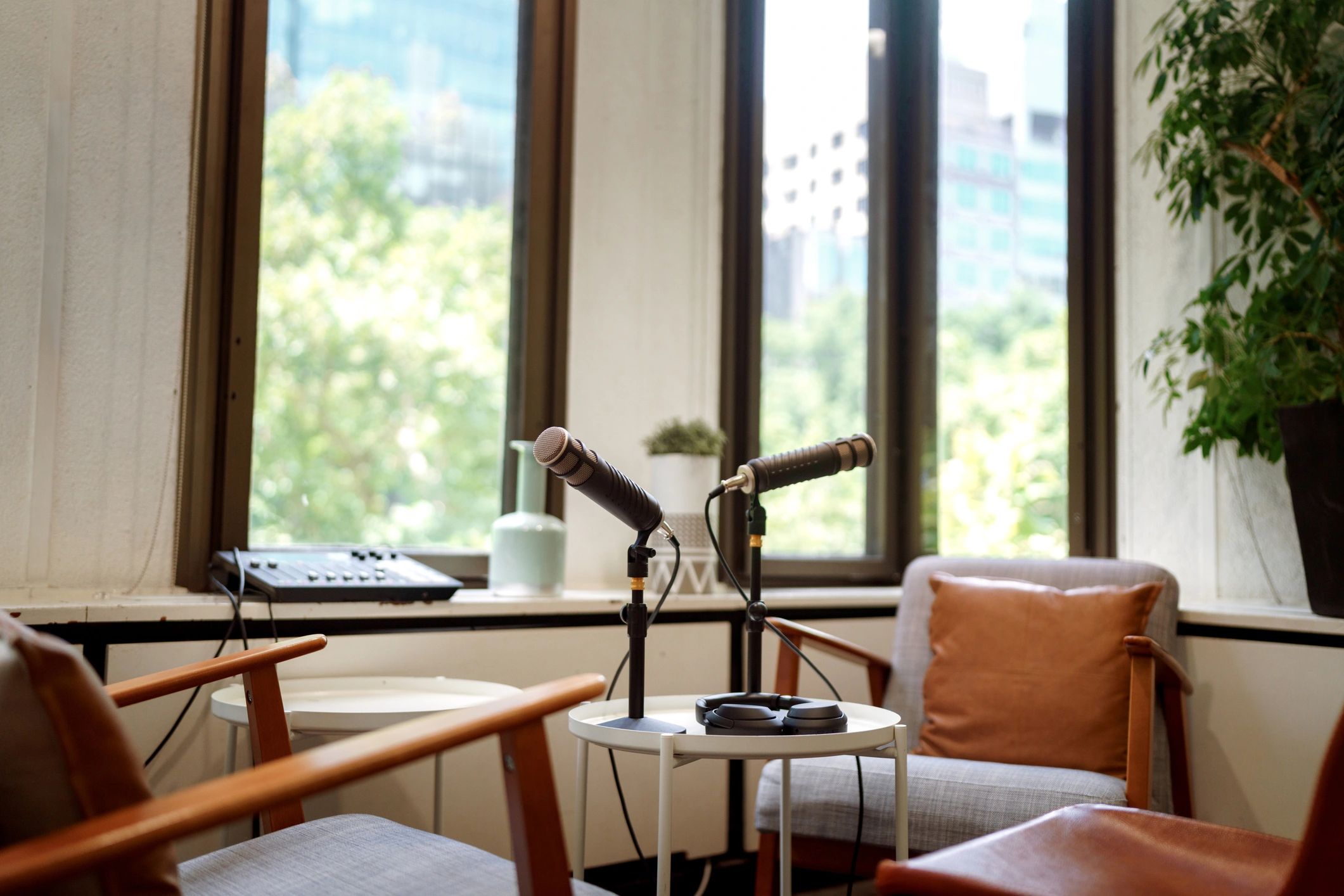 modern podcast microphone studio